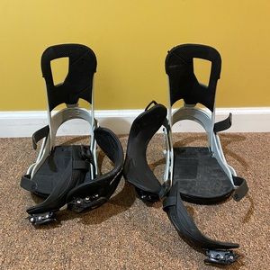 Snowboard bindings